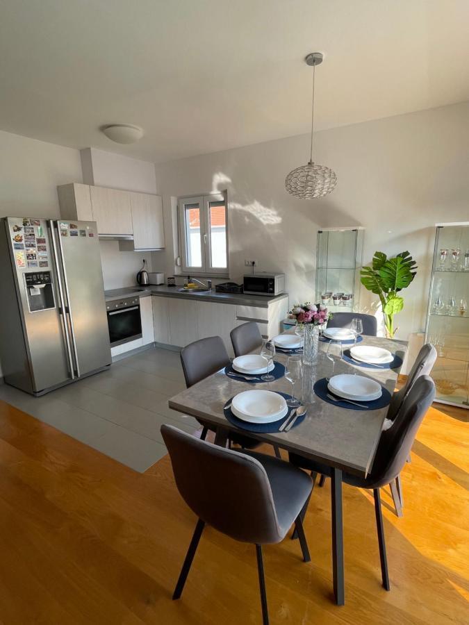 La Storia - Holiday Apartment House Zadar Eksteriør bilde