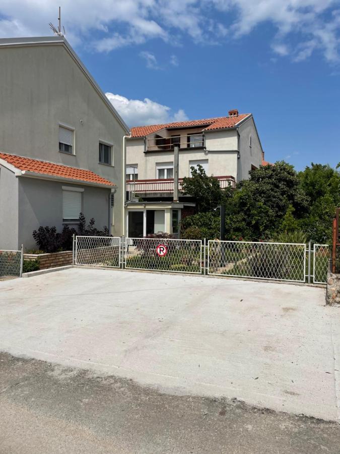 La Storia - Holiday Apartment House Zadar Eksteriør bilde